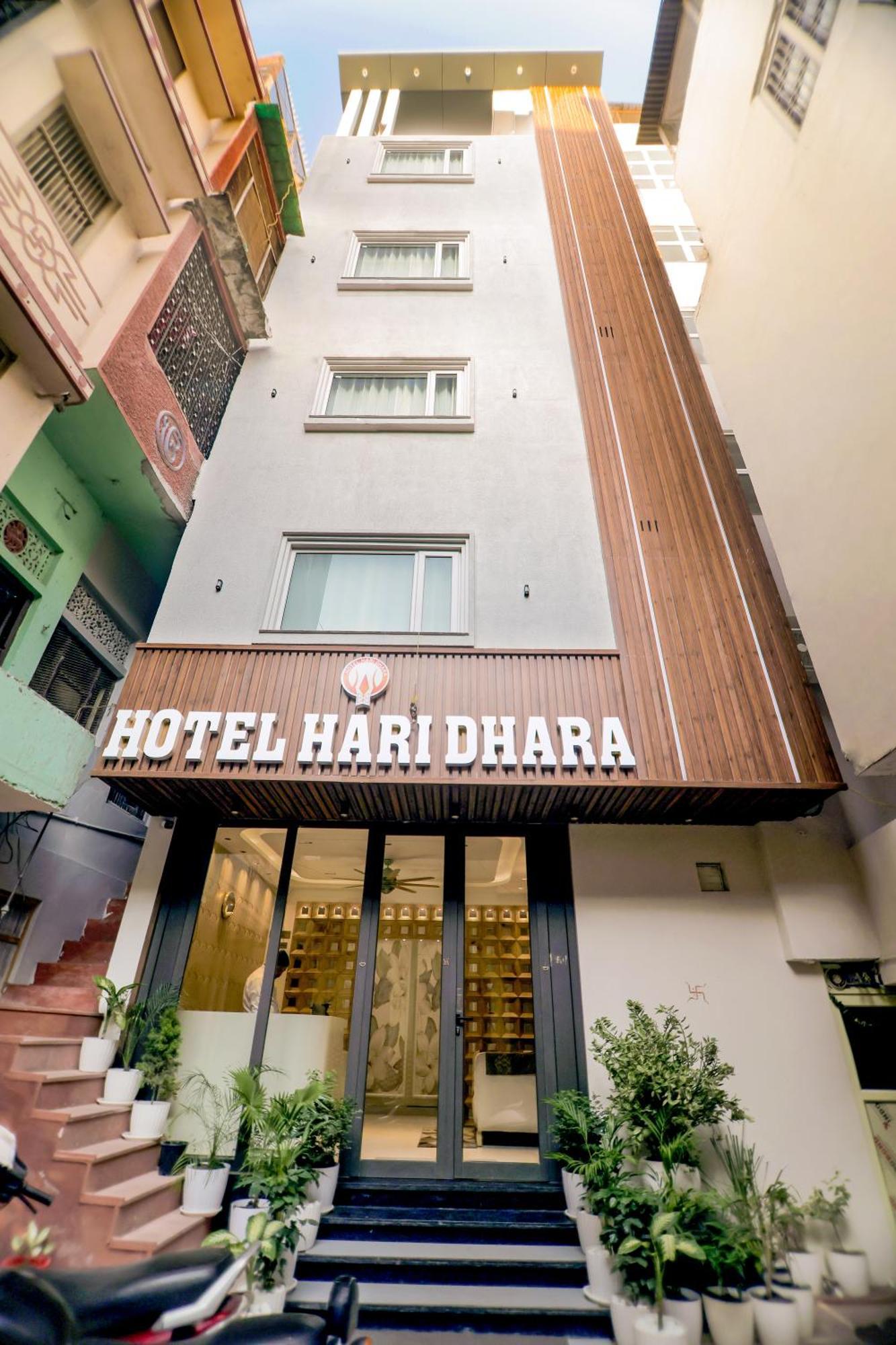 Hotel Hari Dhara, 100 Meters From Har-Ki-Pauri หริทวาร ภายนอก รูปภาพ